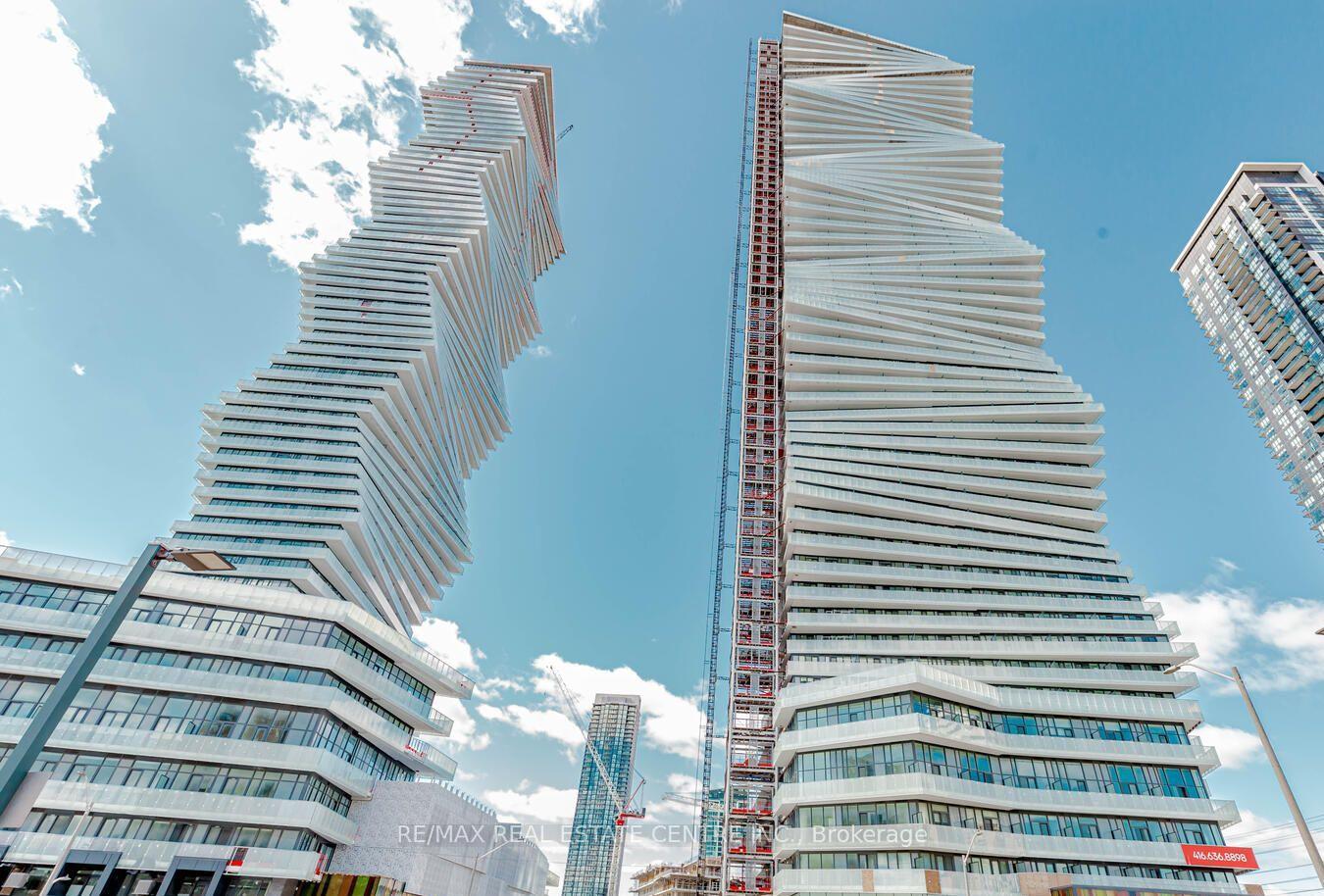 Front of Unit 2202, 3900 confederation Parkway