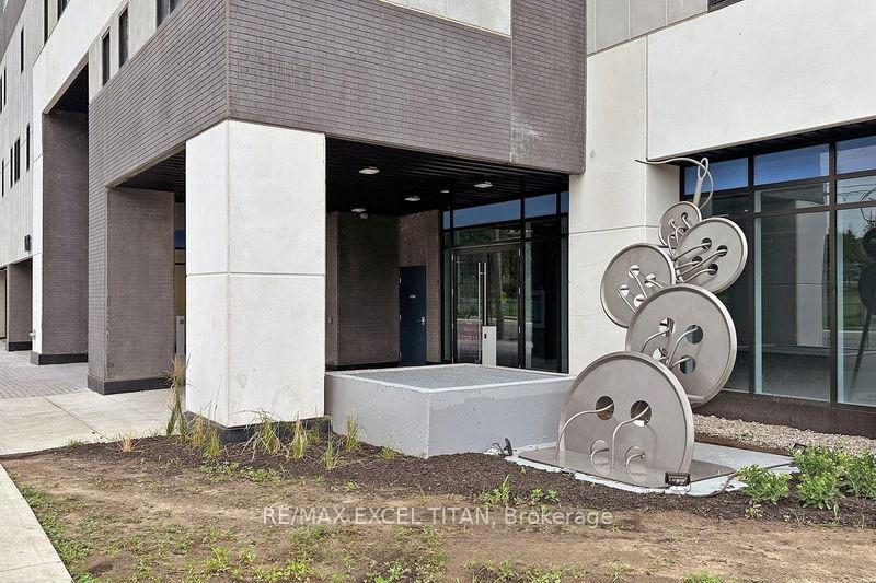 Photo 2 of Unit 901, 128 King Street N, Waterloo, Downtown Waterloo — HOMEH