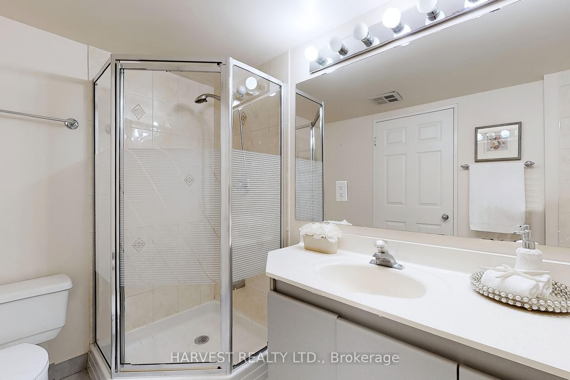 Photo 14 of Unit 1104, 7805 Bayview Avenue, Markham, Aileen-Willowbrook — HOMEH