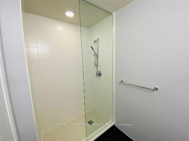 Photo 9 of Unit 2102, 30 Roehampton Avenue, Toronto, Mount Pleasant West — HOMEH