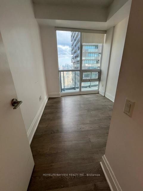 Photo 10 of Unit 2102, 30 Roehampton Avenue, Toronto, Mount Pleasant West — HOMEH