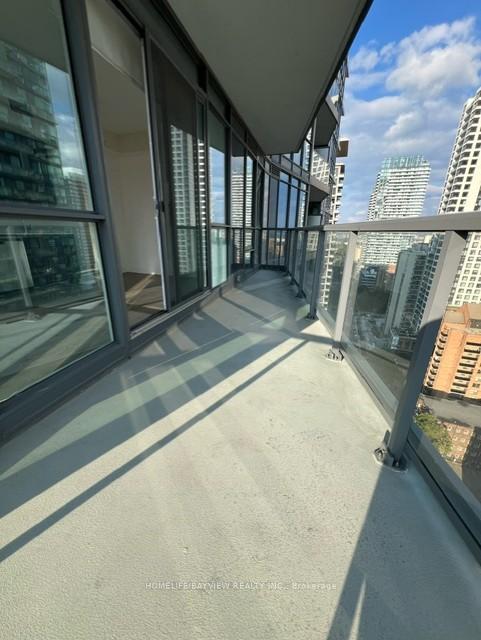 Photo 15 of Unit 2102, 30 Roehampton Avenue, Toronto, Mount Pleasant West — HOMEH