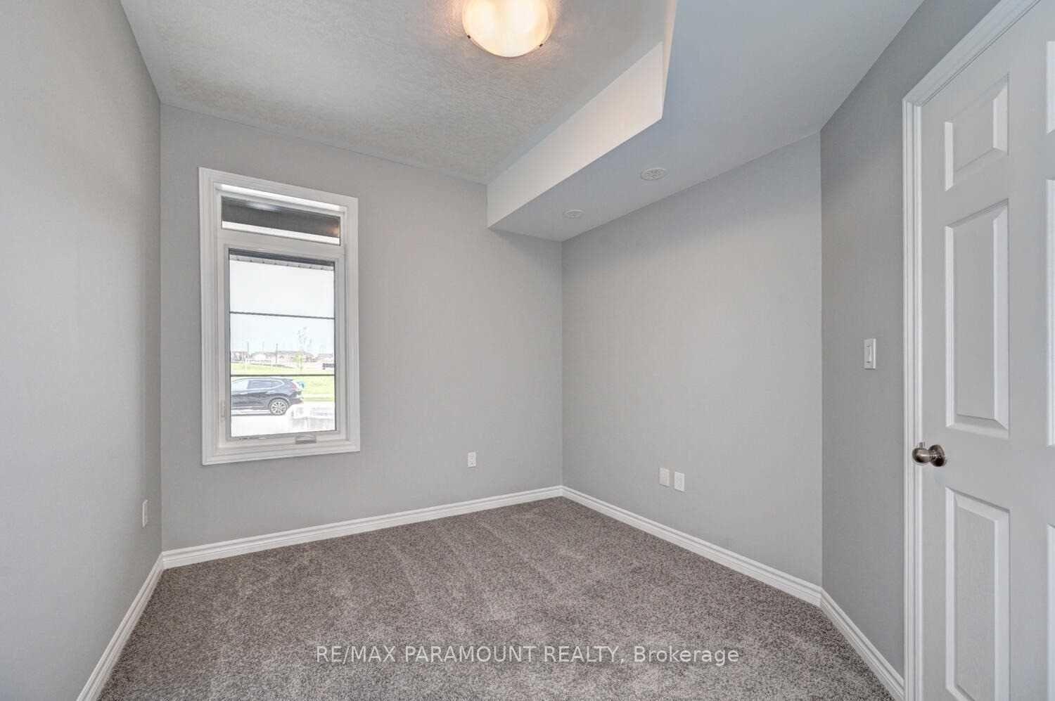 Photo 14 of 144 Wheat Lane, Kitchener, Huron Park — HOMEH
