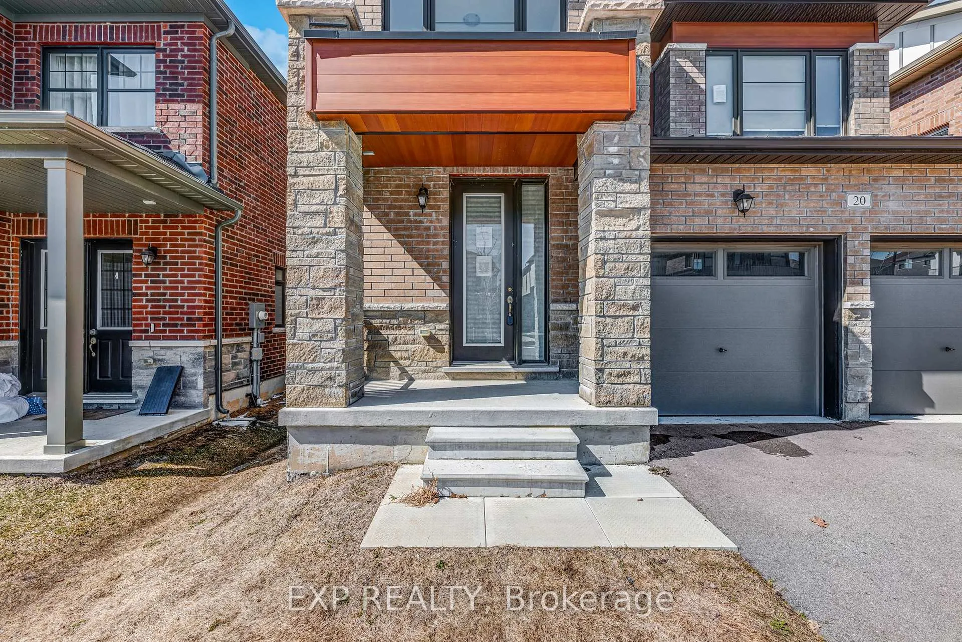 Photo 2 of 20 Daffodil Road, Springwater, Midhurst — HOMEH