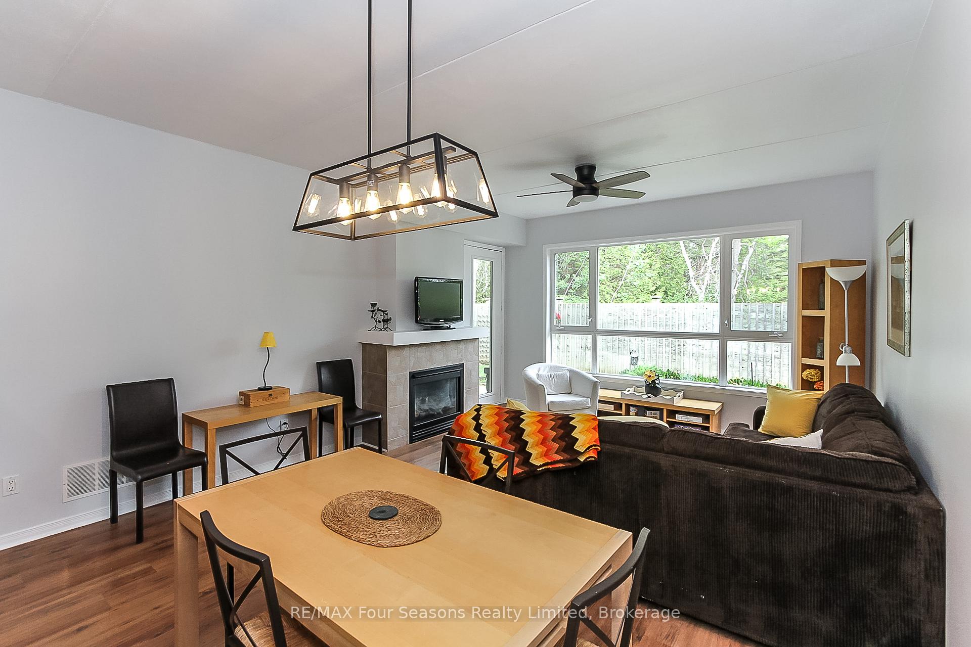 Photo 17 of 919 Cedar Pointe Court, Collingwood — HOMEH