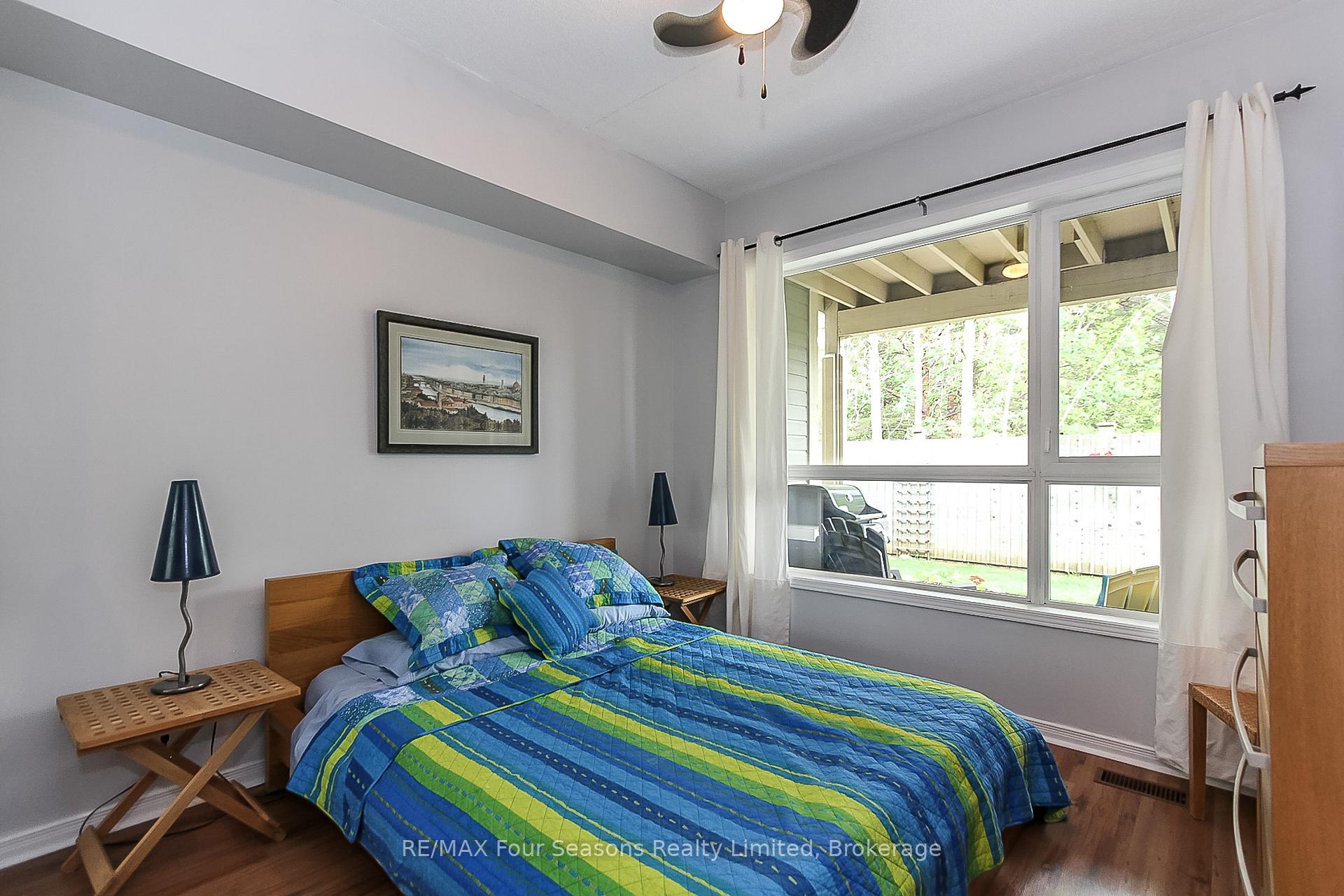Photo 25 of 919 Cedar Pointe Court, Collingwood — HOMEH