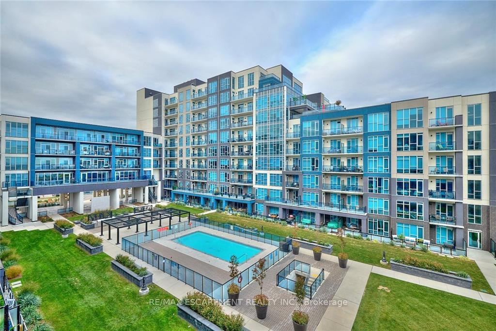 Front of Unit 547, 16 Concord Place