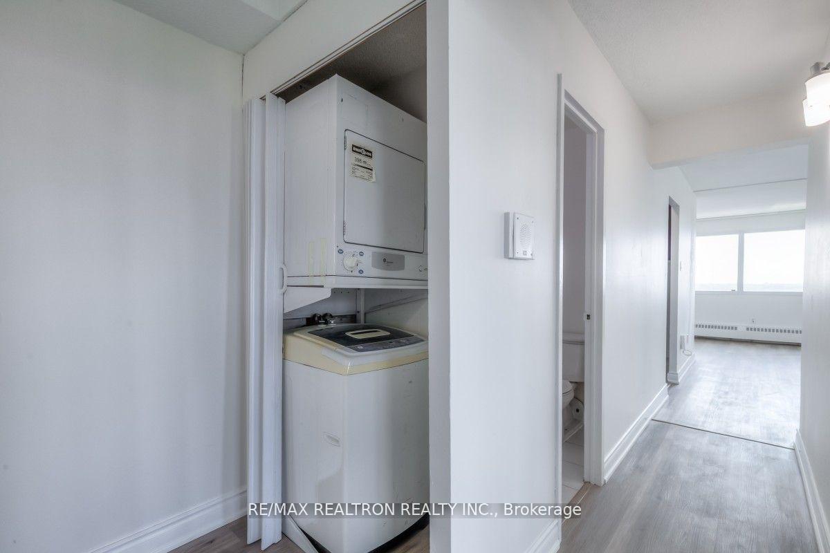 Photo 16 of Unit 1904, 100 Leeward Glenway, Toronto, Flemingdon Park — HOMEH