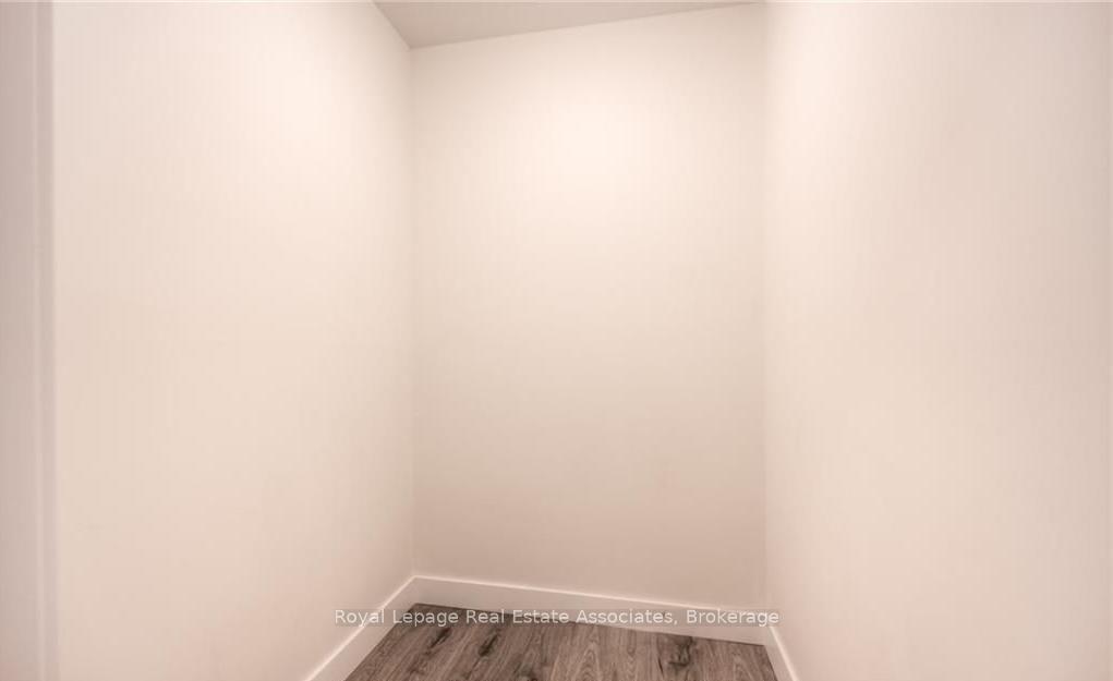 Photo 4 of Unit 1003, 100 Garment Street, Kitchener, City Commercial Core — HOMEH