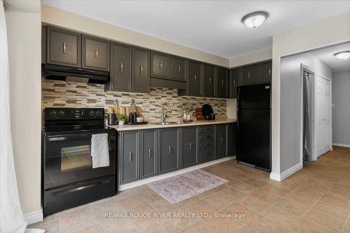 Photo 11 of Unit Main, 7 Inglis Avenue, Clarington, Courtice — HOMEH
