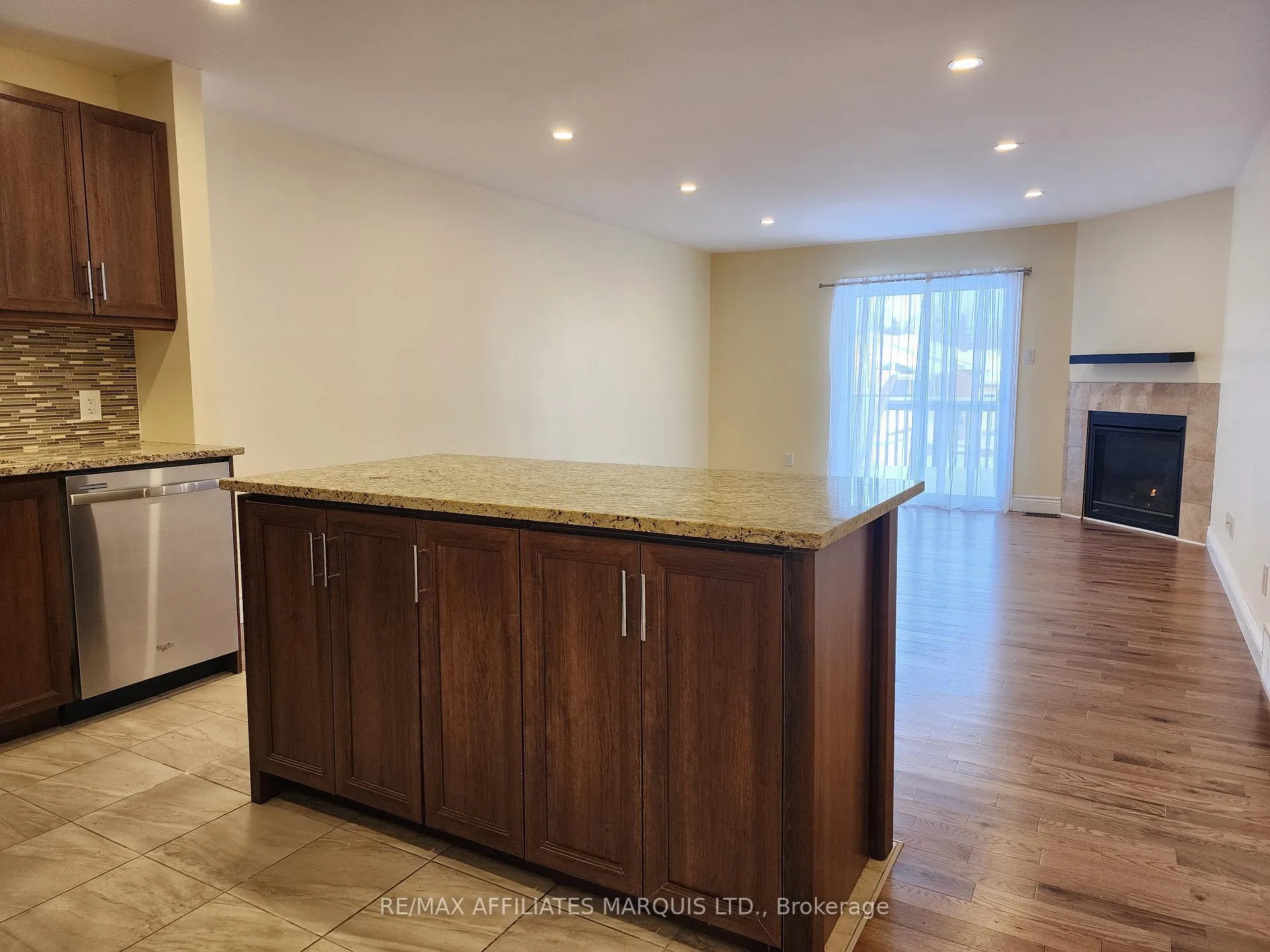 Photo 7 of 70 Forestdale Crescent, Cornwall — HOMEH