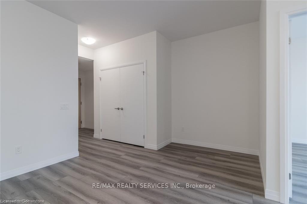 Photo 5 of Unit 405, 60 Charles Street, Kitchener, City Commercial Core — HOMEH