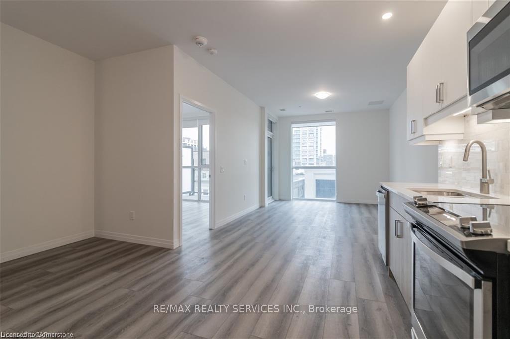 Photo 7 of Unit 405, 60 Charles Street, Kitchener, City Commercial Core — HOMEH