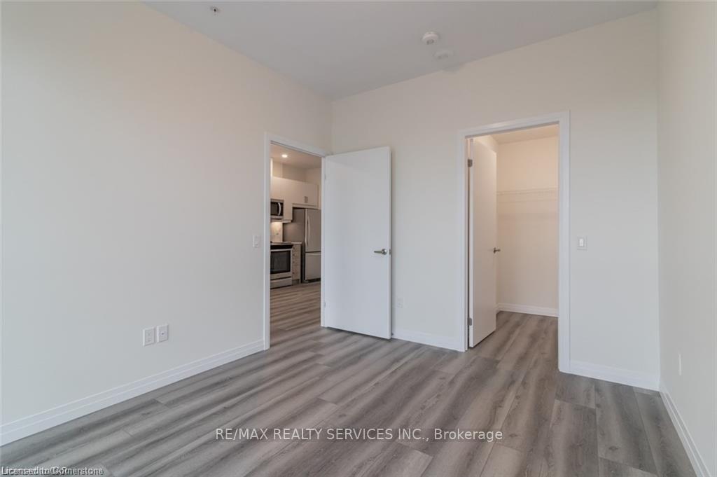 Photo 8 of Unit 405, 60 Charles Street, Kitchener, City Commercial Core — HOMEH