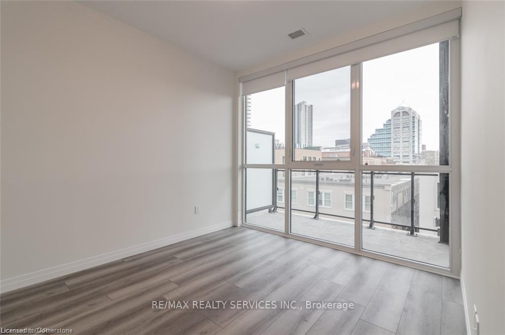 Photo 9 of Unit 405, 60 Charles Street, Kitchener, City Commercial Core — HOMEH