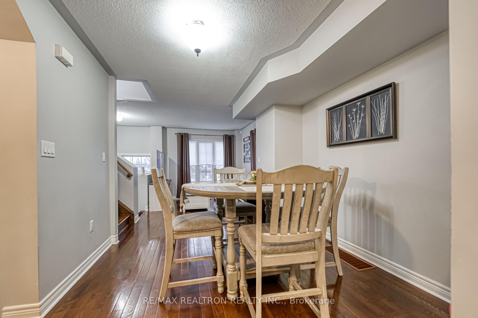 Photo 10 of 29 Cooperage Lane, Ajax, Central — HOMEH