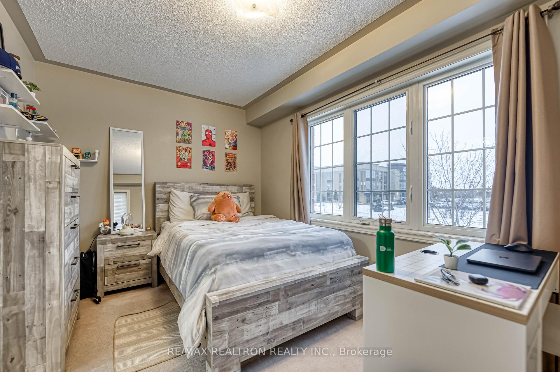 Photo 15 of 29 Cooperage Lane, Ajax, Central — HOMEH