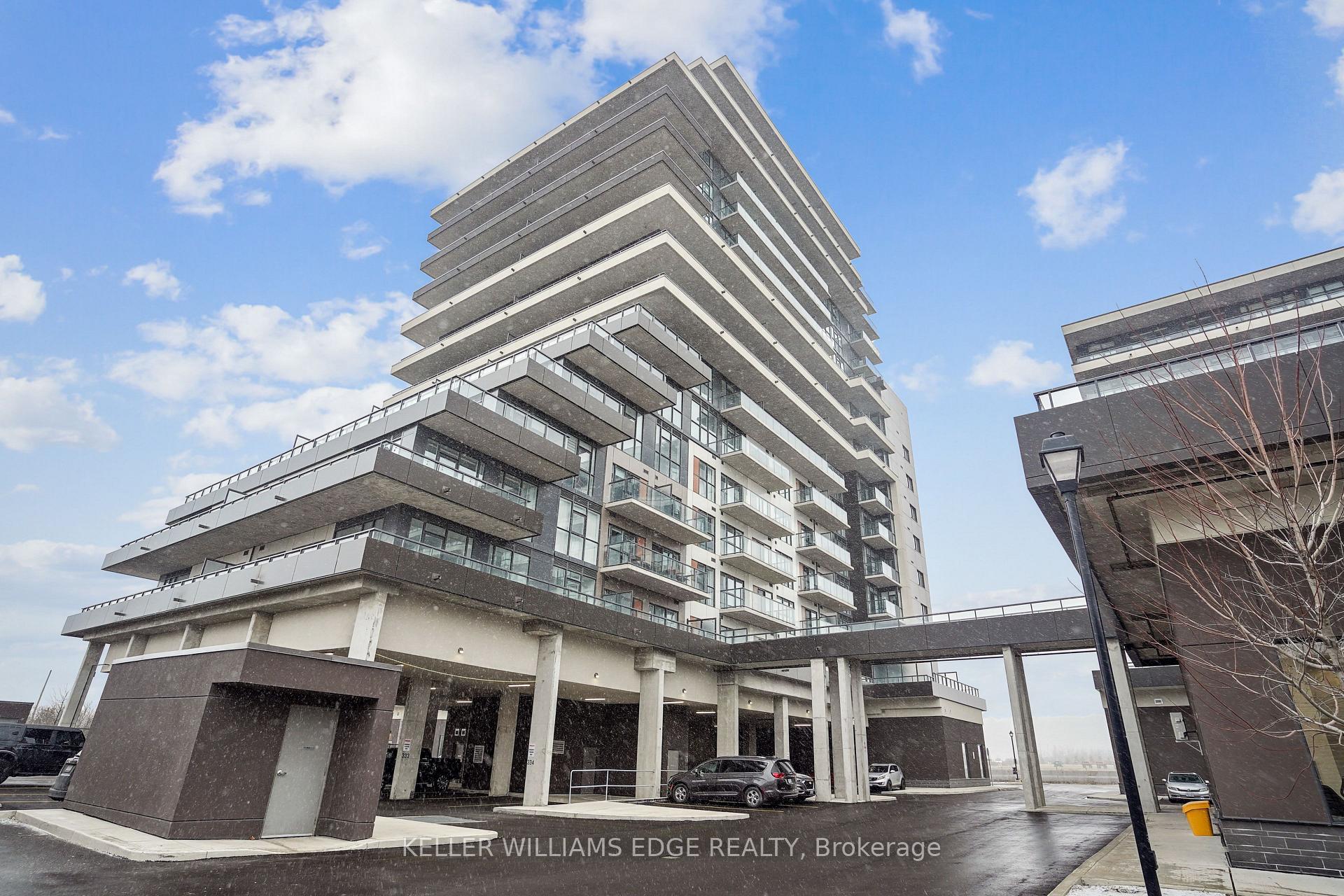 Front of Unit 309, 550 North Service Road