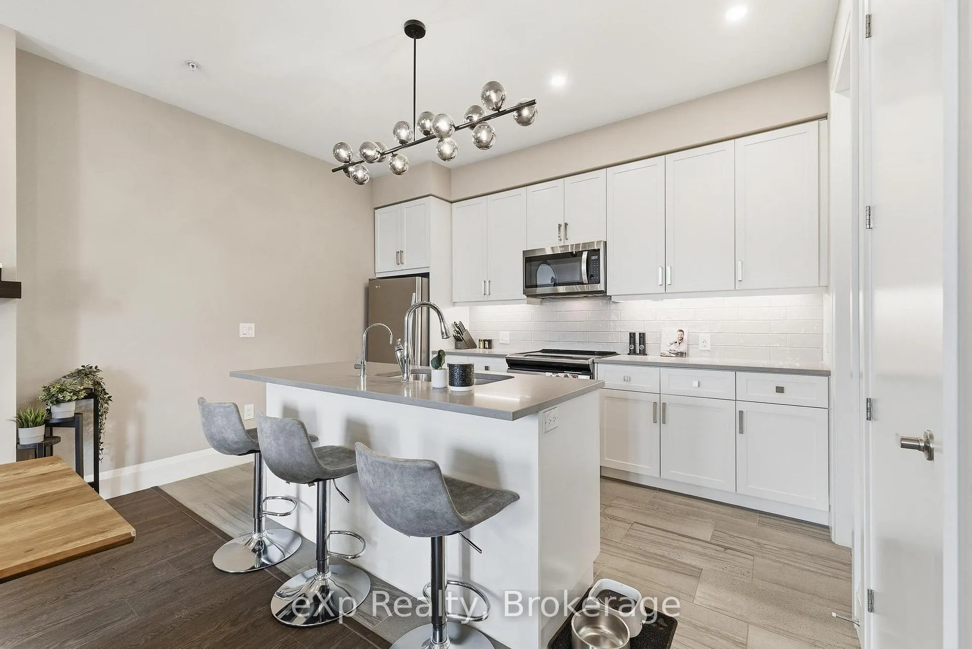 Photo 6 of Unit 104, 73 Arthur Street S, Guelph, St. Patrick's Ward — HOMEH