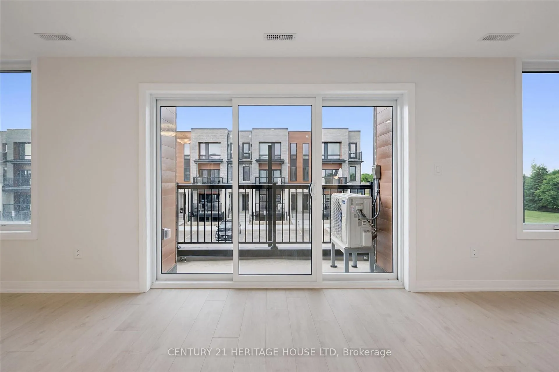 Photo 23 of Unit B039, 525 Erinbrook Drive, Kitchener, Laurentian Hills/Country Hills W — HOMEH