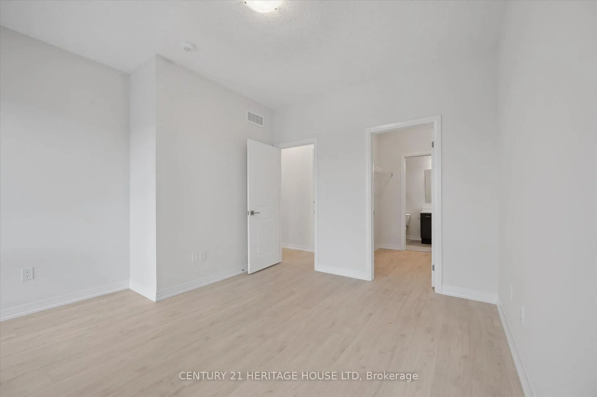 Photo 36 of Unit B039, 525 Erinbrook Drive, Kitchener, Laurentian Hills/Country Hills W — HOMEH