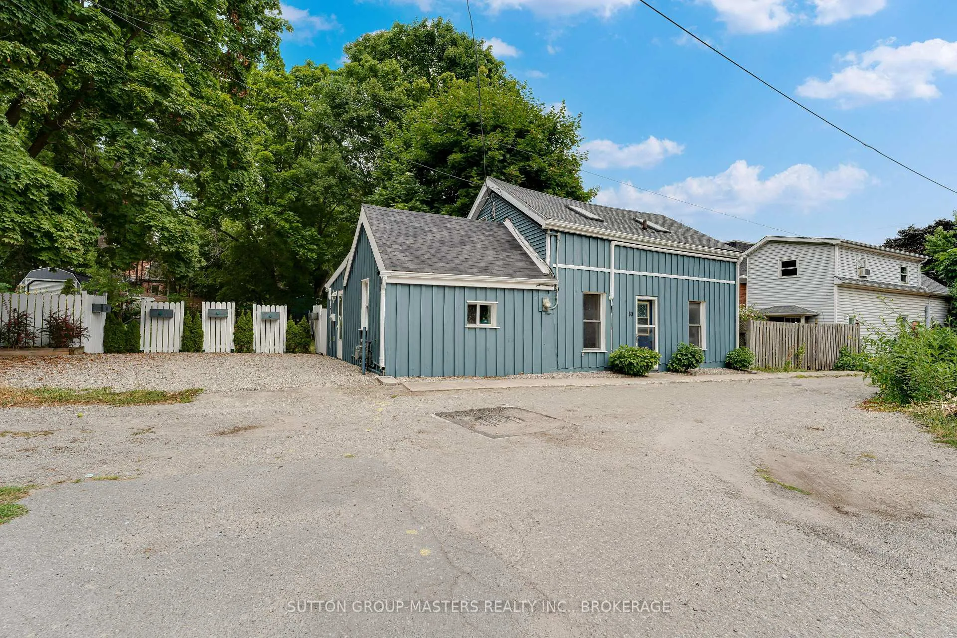 Photo 3 of 60 Centre Street, Gananoque — HOMEH