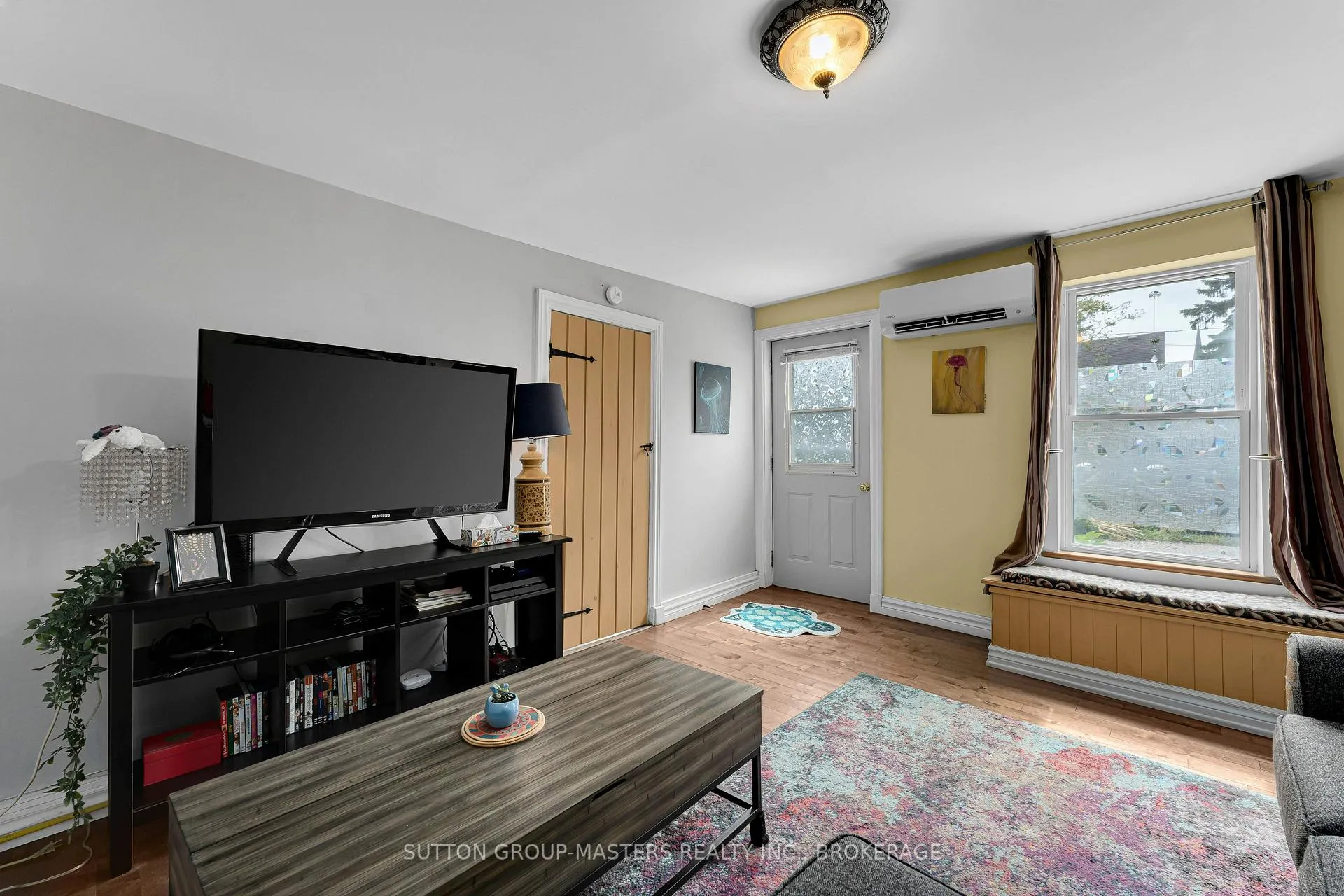 Photo 7 of 60 Centre Street, Gananoque — HOMEH