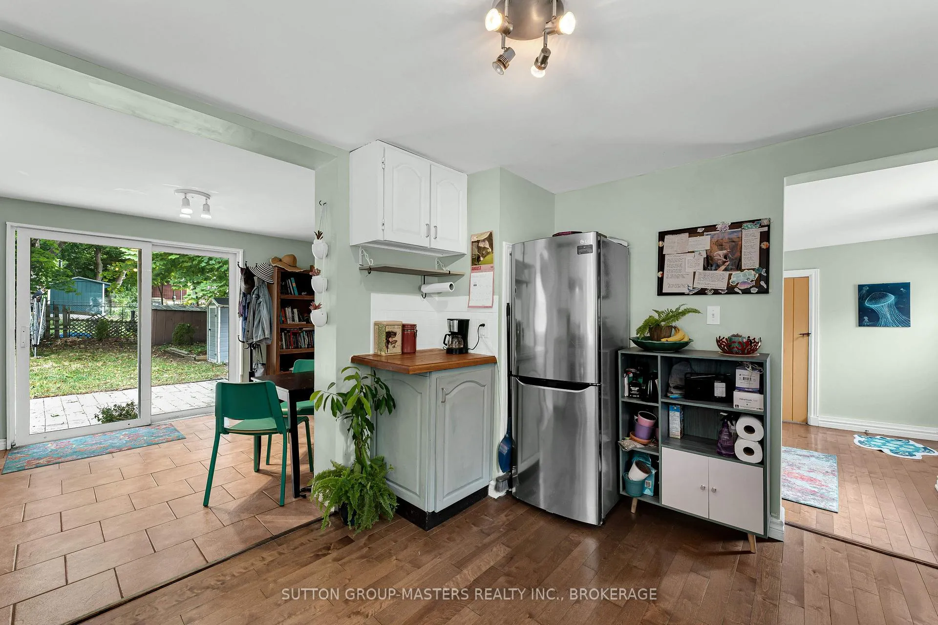 Photo 10 of 60 Centre Street, Gananoque — HOMEH