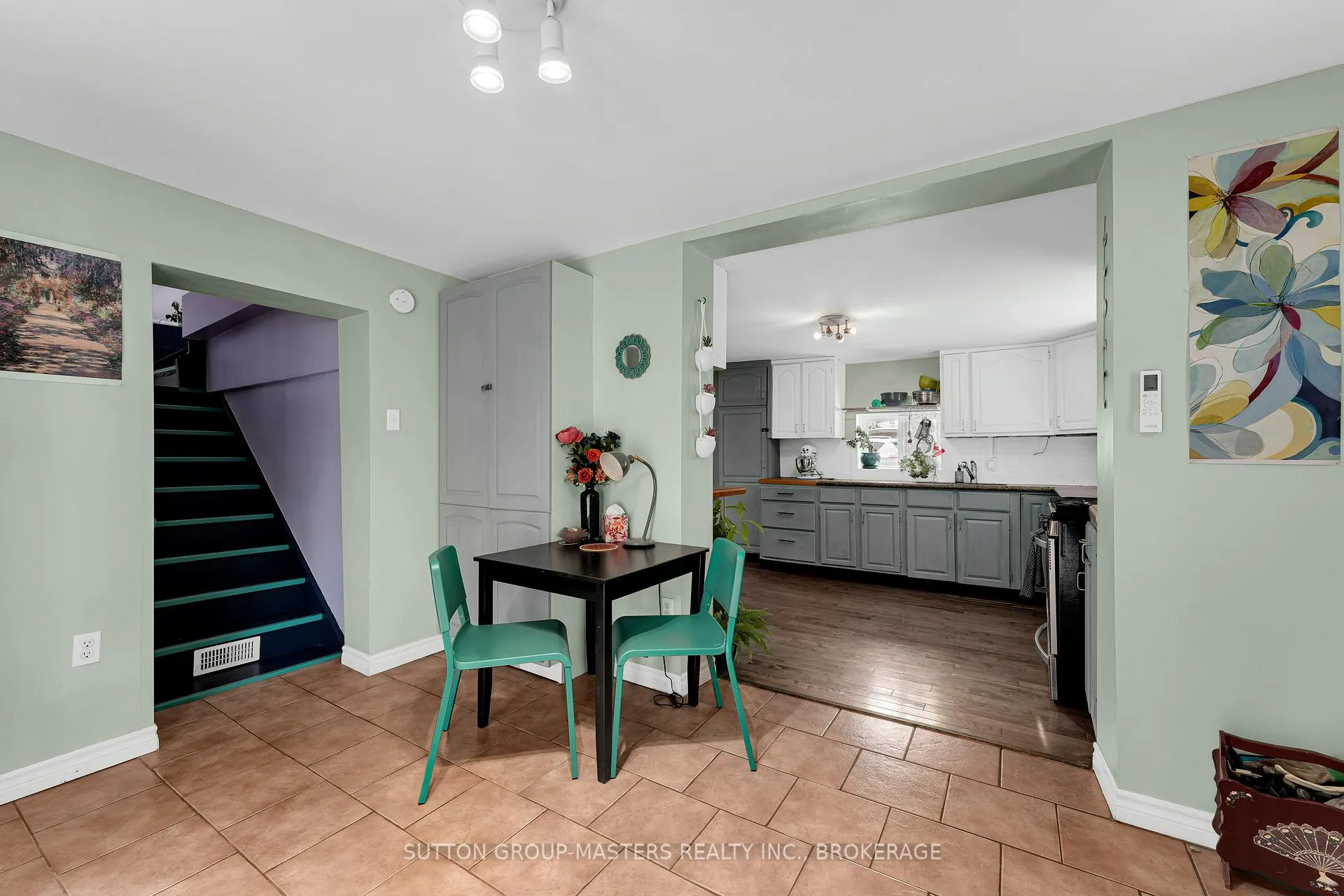 Photo 12 of 60 Centre Street, Gananoque — HOMEH