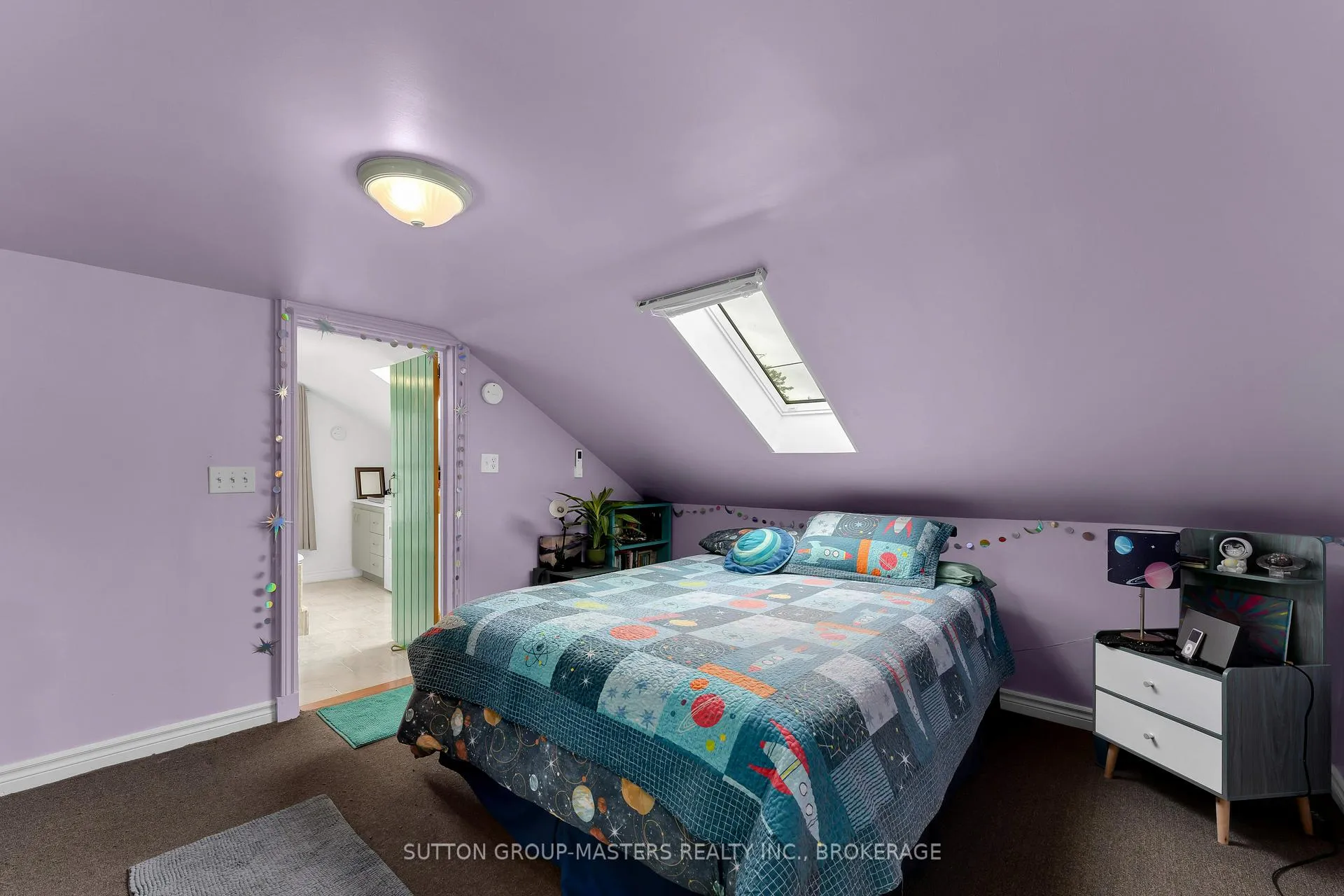 Photo 22 of 60 Centre Street, Gananoque — HOMEH