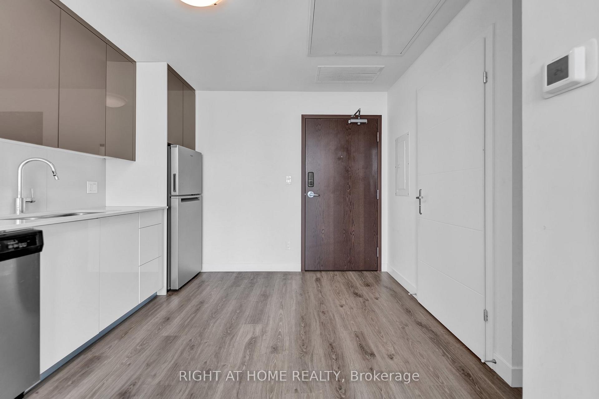 Photo 7 of Unit 2401, 60 Frederick Street, Kitchener — HOMEH