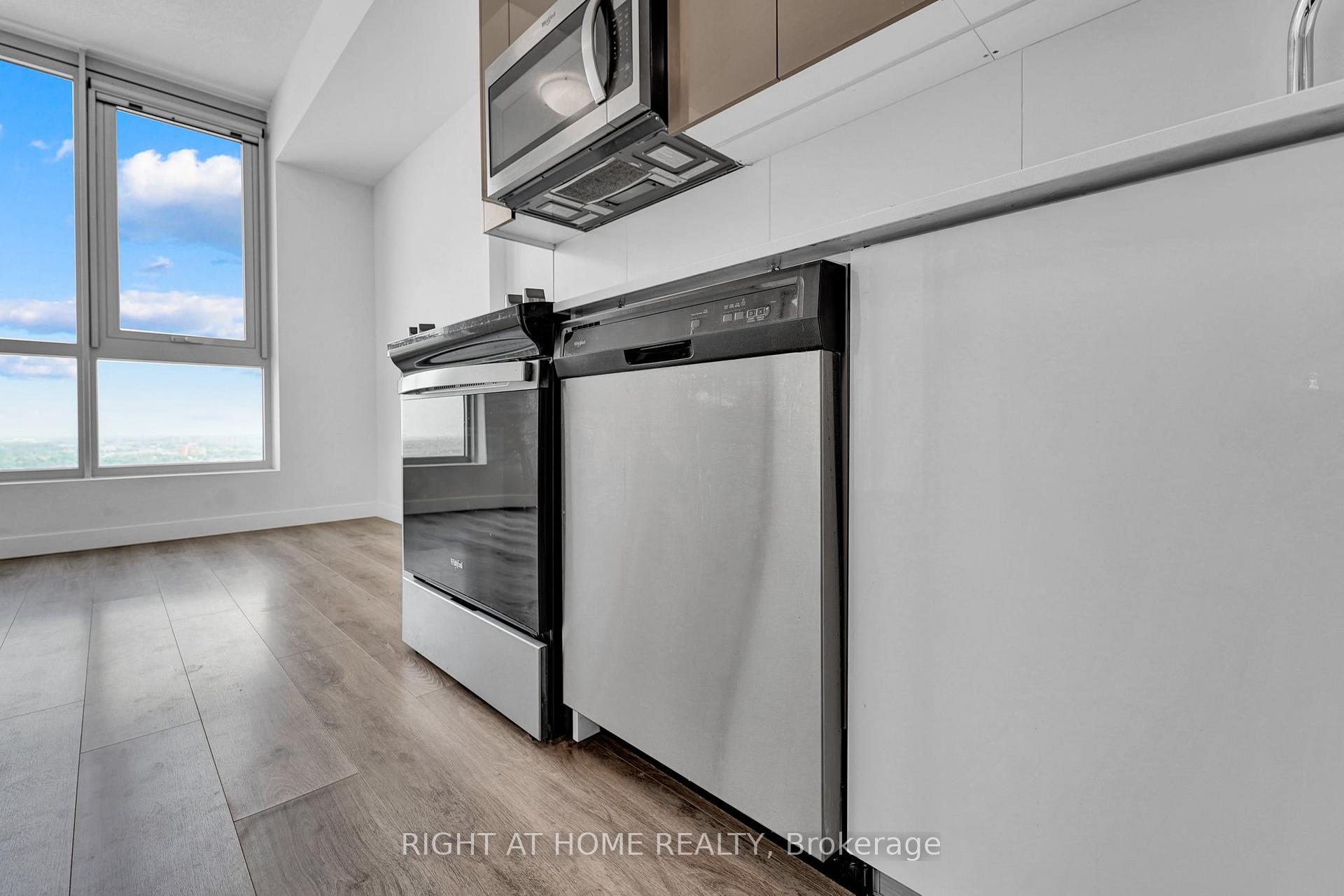 Photo 10 of Unit 2401, 60 Frederick Street, Kitchener — HOMEH
