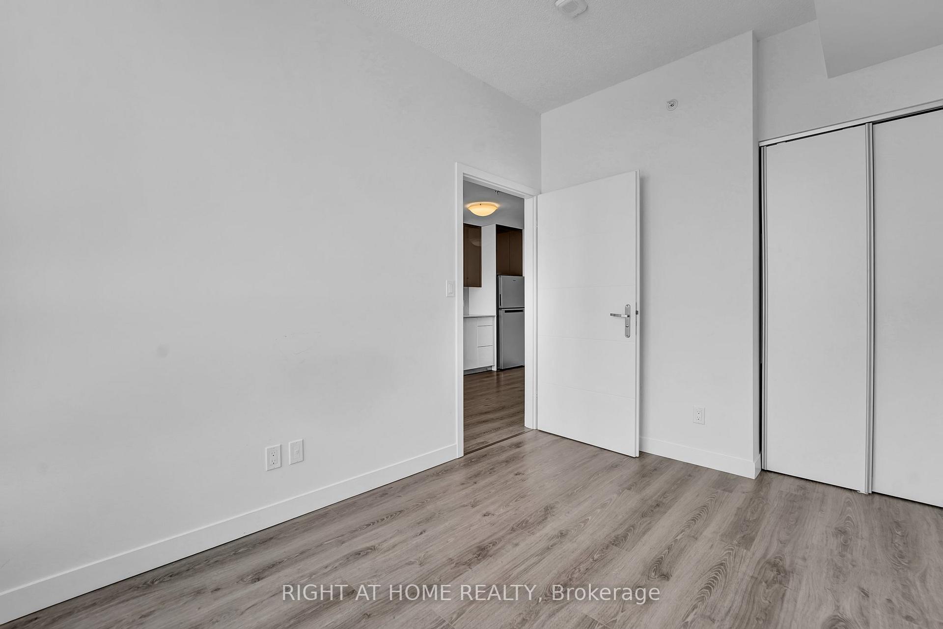 Photo 12 of Unit 2401, 60 Frederick Street, Kitchener — HOMEH