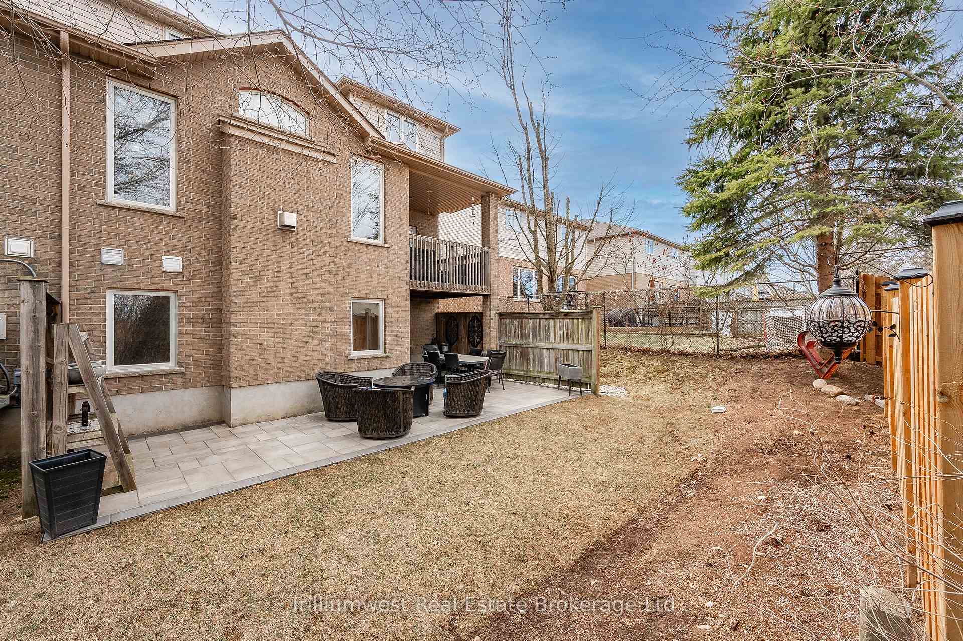 Photo 26 of Unit 26, 254 Summerfield Drive, Guelph, Pineridge/Westminster Woods — HOMEH