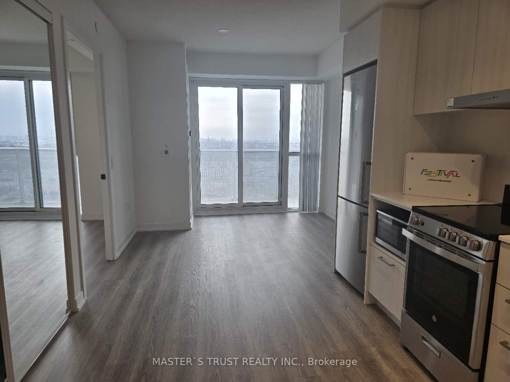 Photo 2 of Unit 1505, 195 Commerce Street, Vaughan, Vaughan Corporate Centre — HOMEH