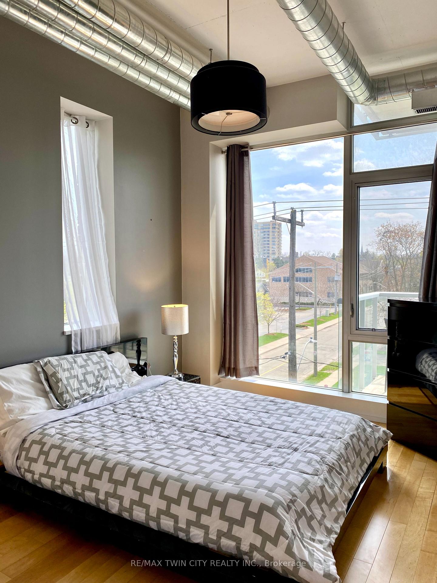 Photo 7 of Unit 309, 42 Bridgeport Road E, Waterloo — HOMEH