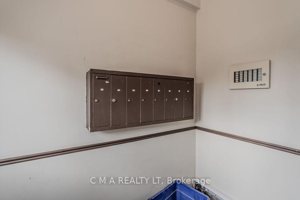 Photo 7 of Unit 302, 1522 King Street E, Kitchener — HOMEH