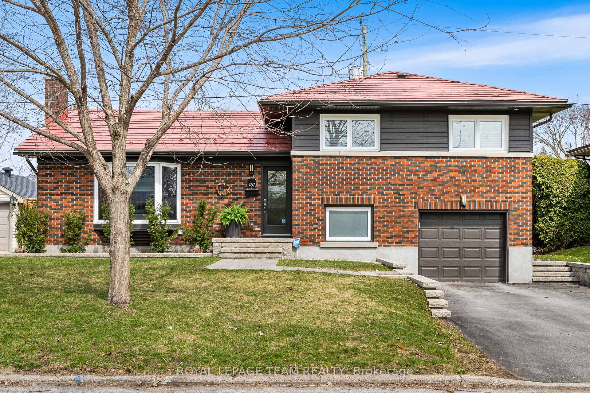 Photo 1 of 767 Cork Street, Ottawa, Elmvale Acres — HOMEH