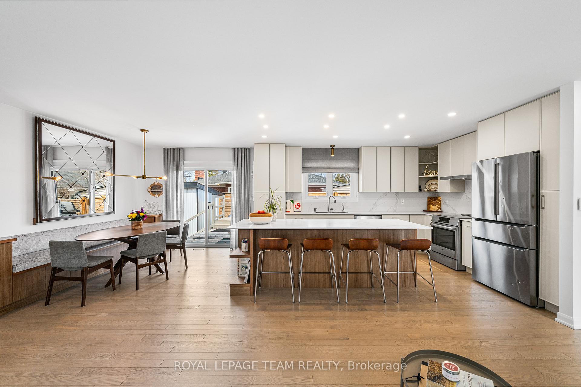 Photo 19 of 767 Cork Street, Ottawa, Elmvale Acres — HOMEH