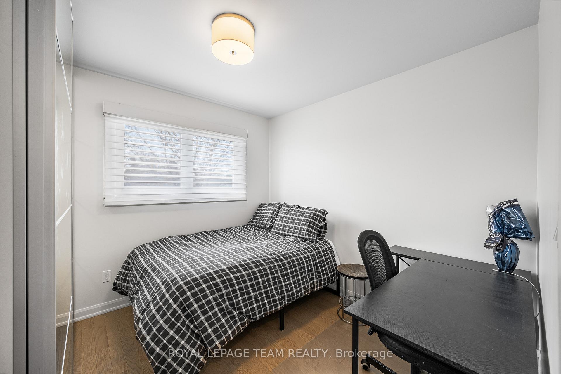 Photo 25 of 767 Cork Street, Ottawa, Elmvale Acres — HOMEH