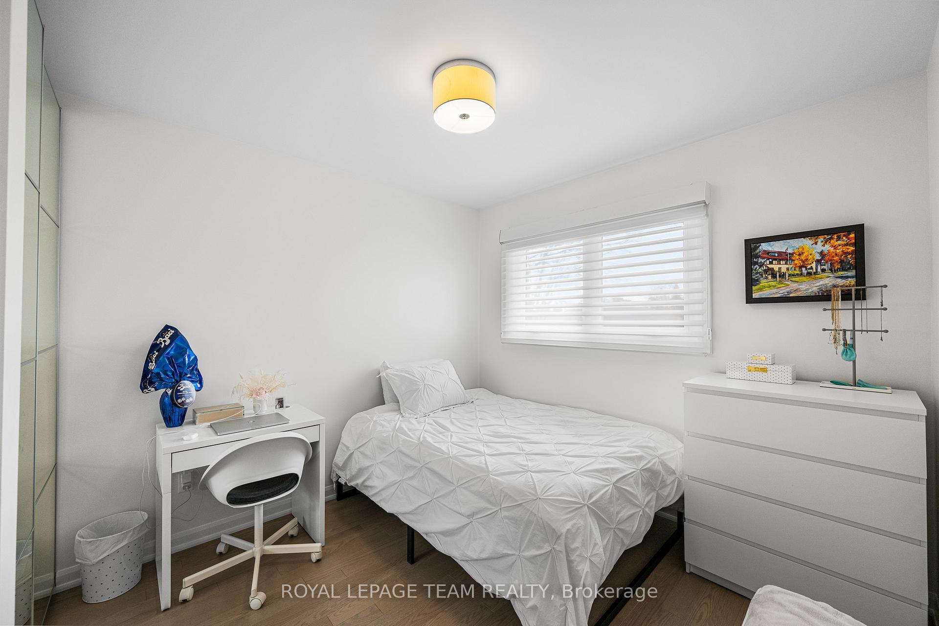 Photo 24 of 767 Cork Street, Ottawa, Elmvale Acres — HOMEH