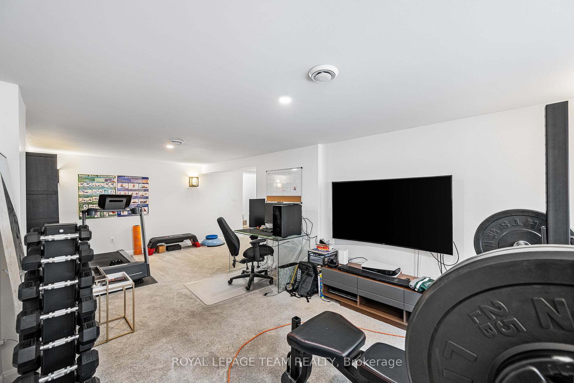 Photo 37 of 767 Cork Street, Ottawa, Elmvale Acres — HOMEH