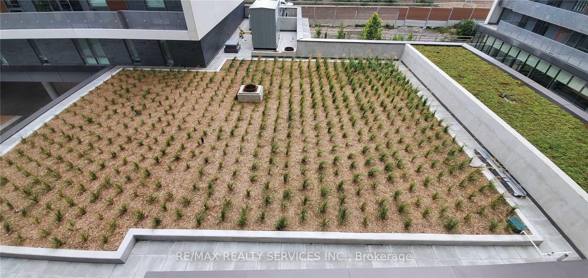 Photo 3 of Unit 523, 120 Varna Drive, Toronto, Englemount-Lawrence — HOMEH