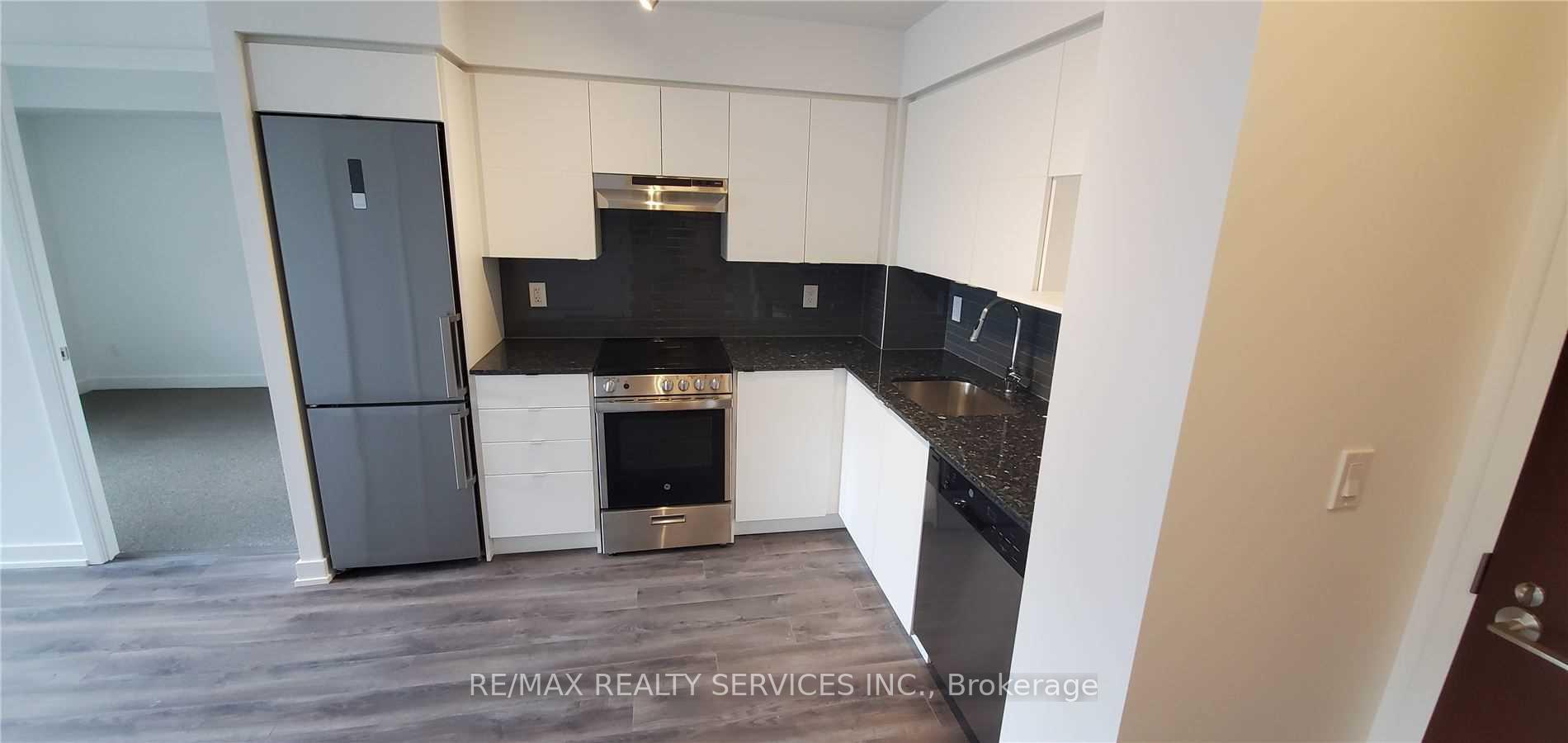 Photo 15 of Unit 523, 120 Varna Drive, Toronto, Englemount-Lawrence — HOMEH