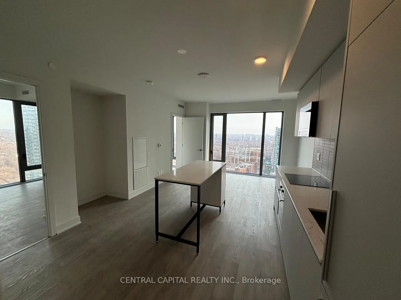 Photo 2 of Unit 2808, 8 Cumberland Street, Toronto, The Annex — HOMEH