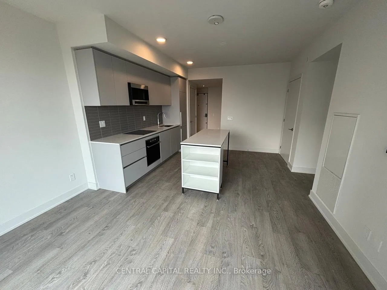 Photo 3 of Unit 2808, 8 Cumberland Street, Toronto, The Annex — HOMEH