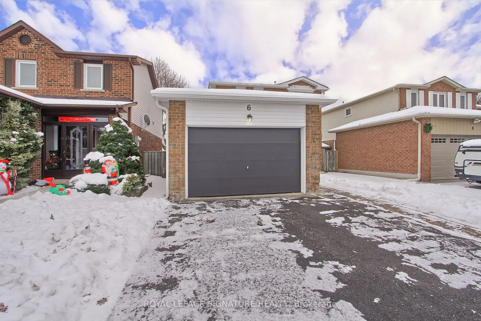 Photo 4 of 6 Driftwood Crescent, Brampton, Heart Lake East — HOMEH