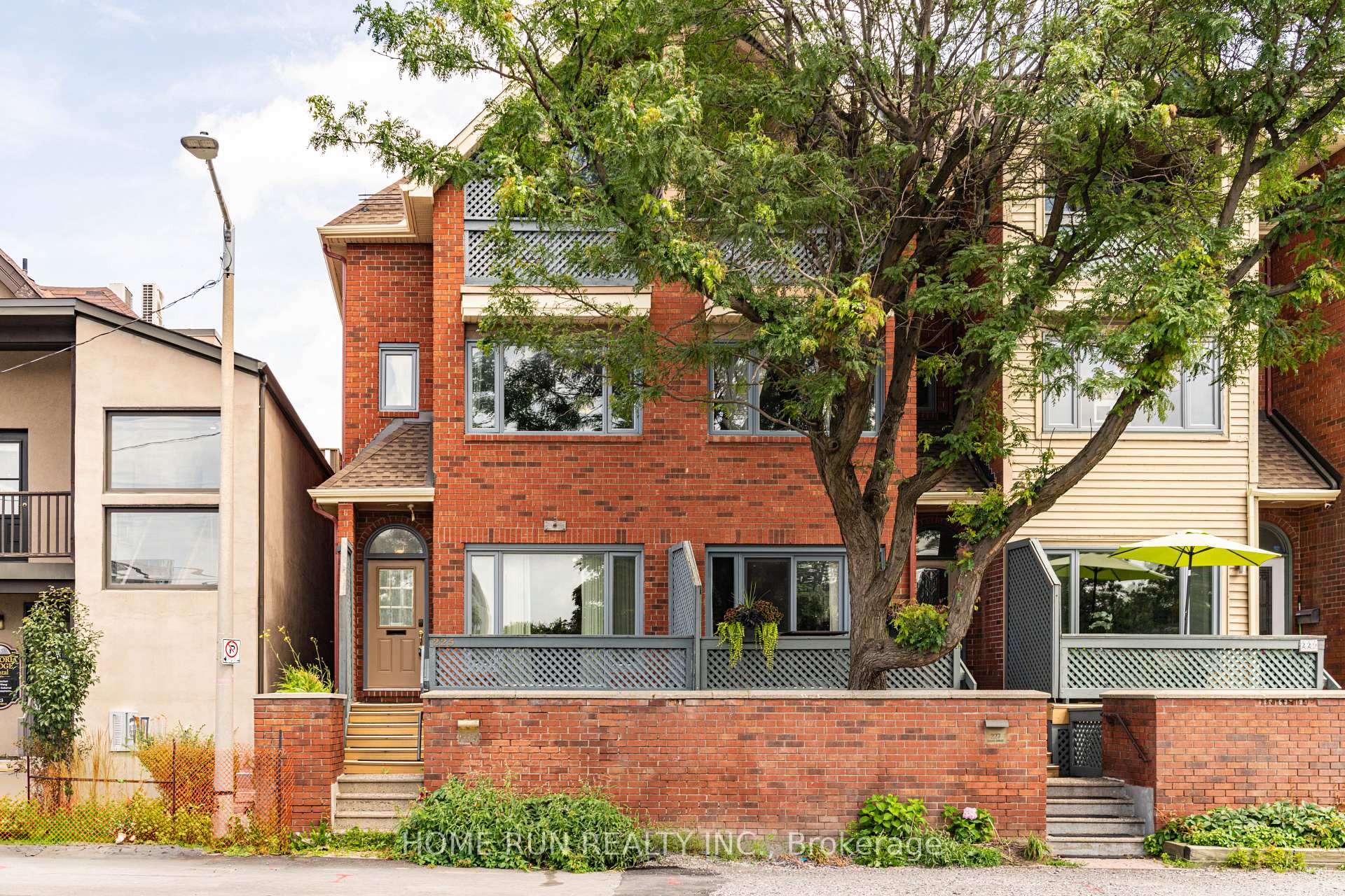 Photo 1 of 225 Echo Drive, Ottawa, Ottawa East — HOMEH