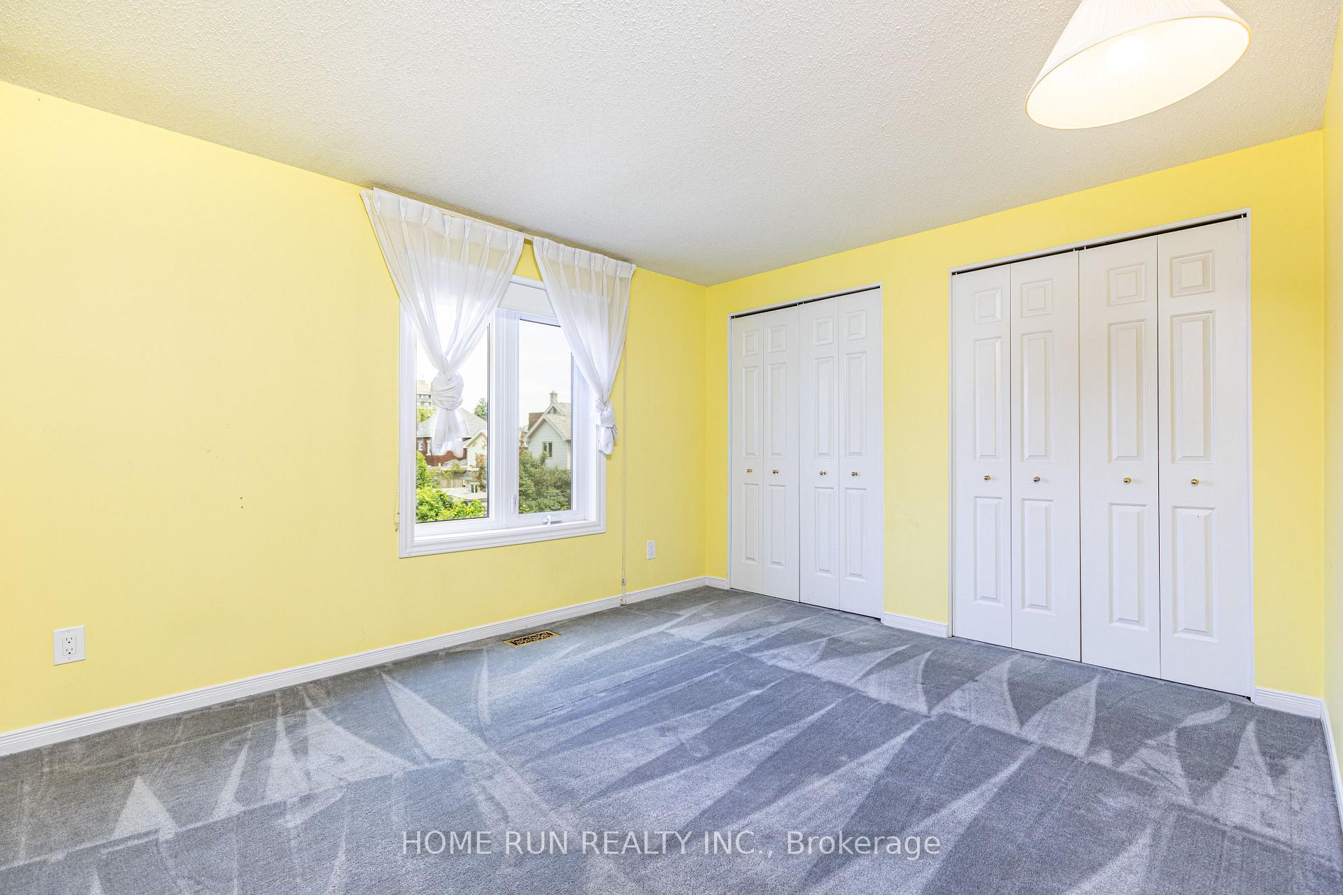 Photo 18 of 225 Echo Drive, Ottawa, Ottawa East — HOMEH