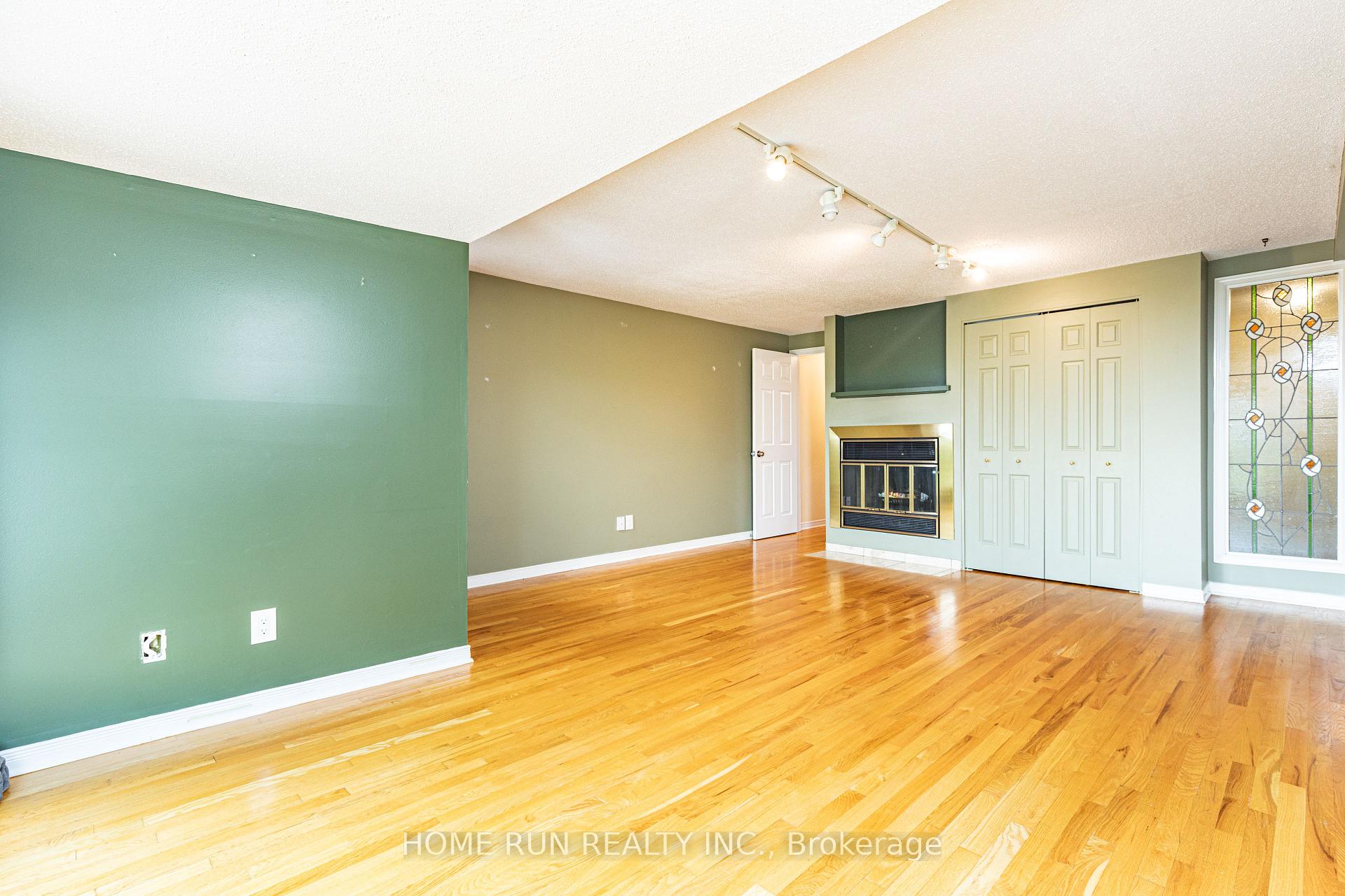 Photo 21 of 225 Echo Drive, Ottawa, Ottawa East — HOMEH